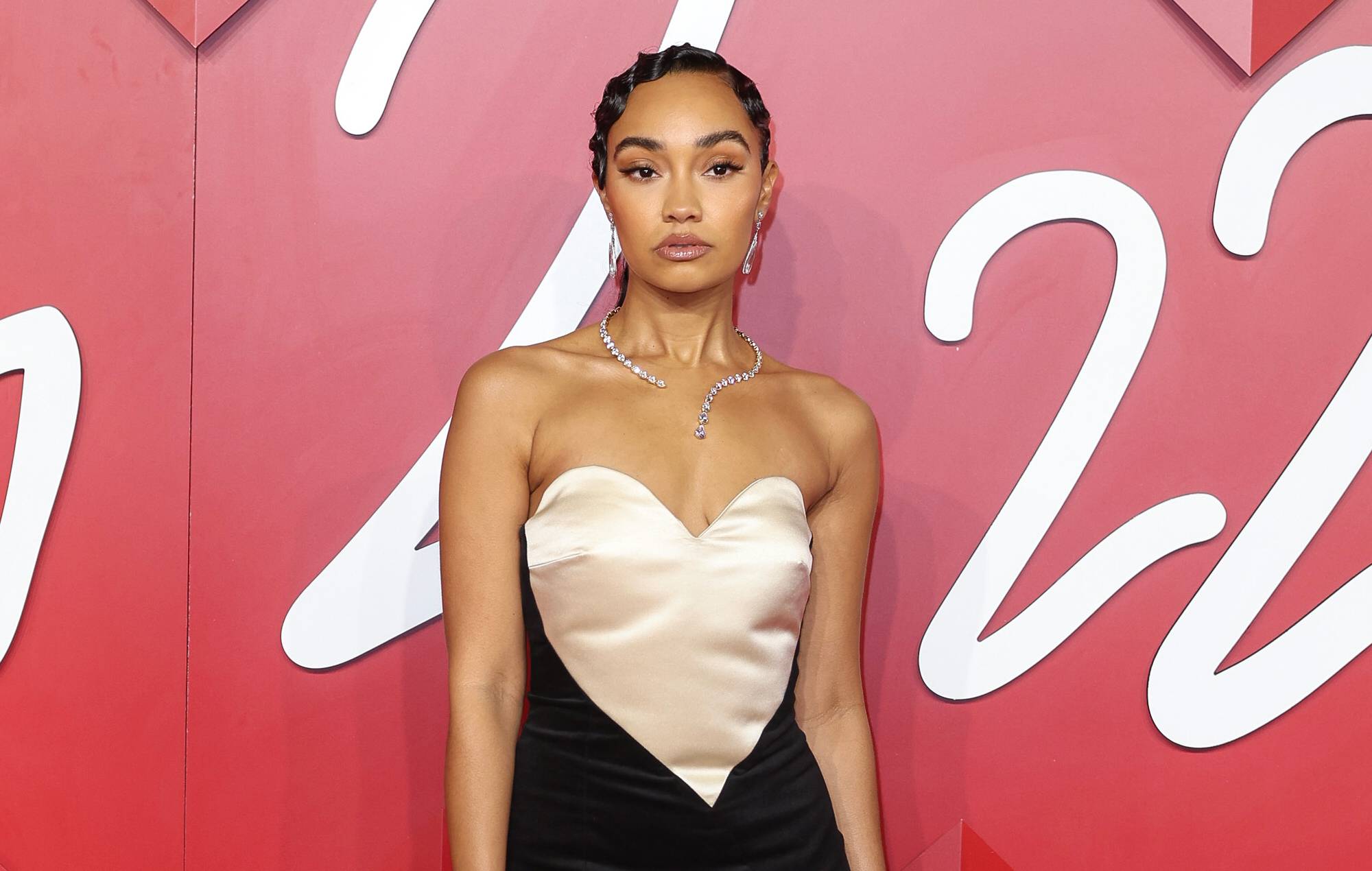 Leigh-Anne új oldalát mutatja meg.